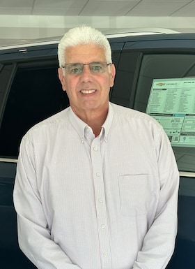 Staff member Robert DeSimone from ID_8dae2f7f7dc2