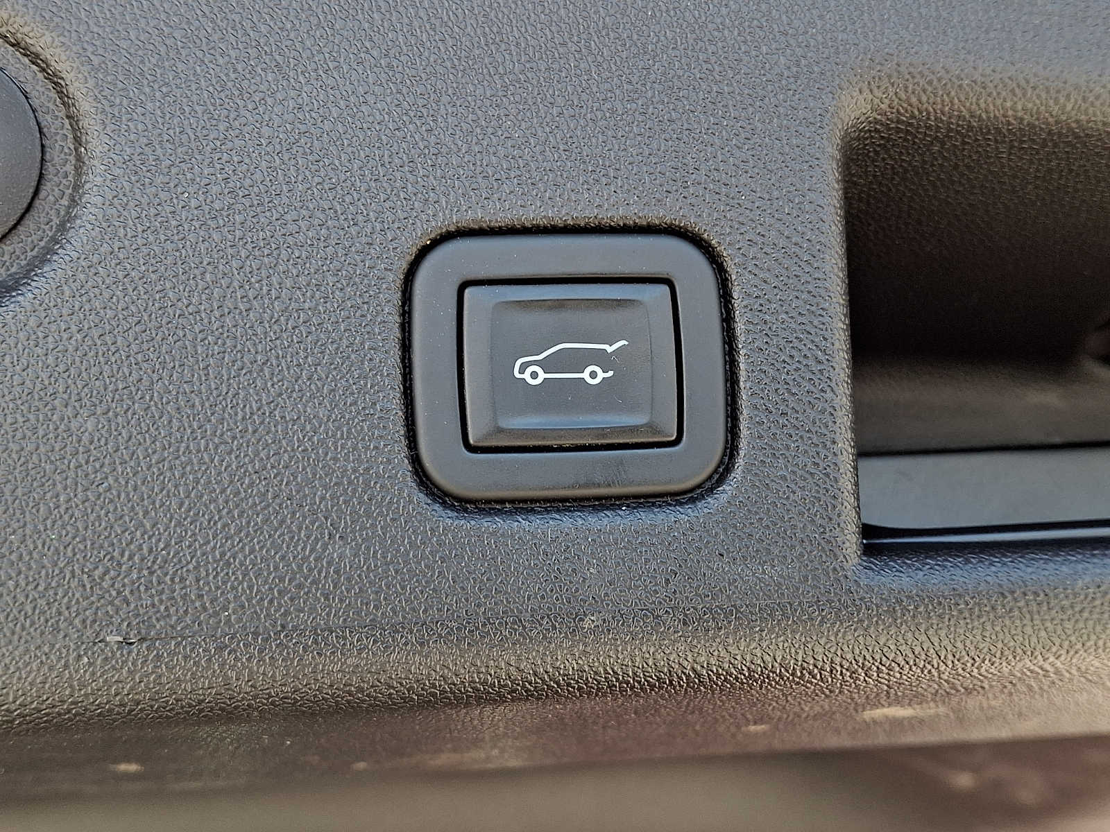2023 Chevrolet Equinox LT - Photo 28