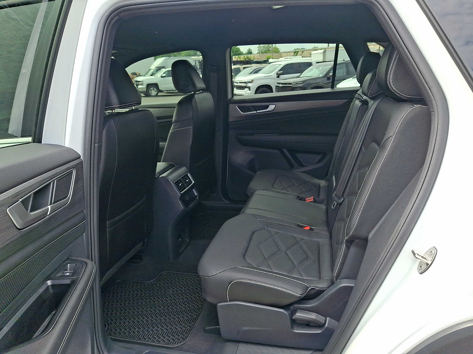 2024 Volkswagen Atlas Cross Sport SE - Photo 10