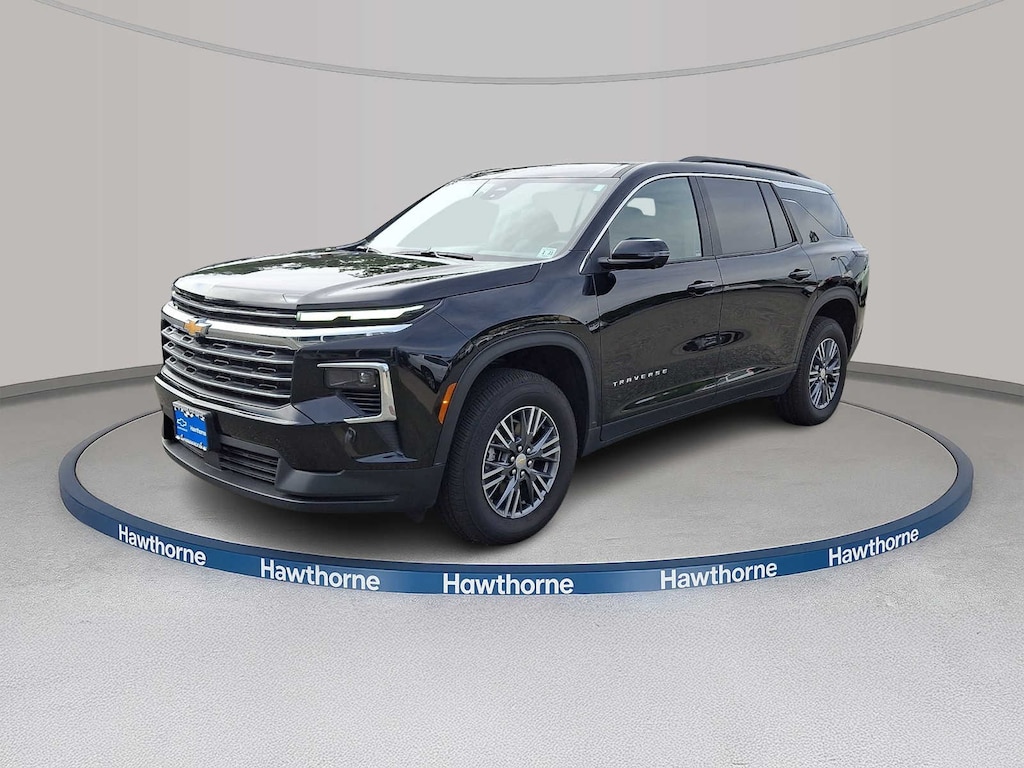 Used 2026 Chevrolet Traverse LT SUV