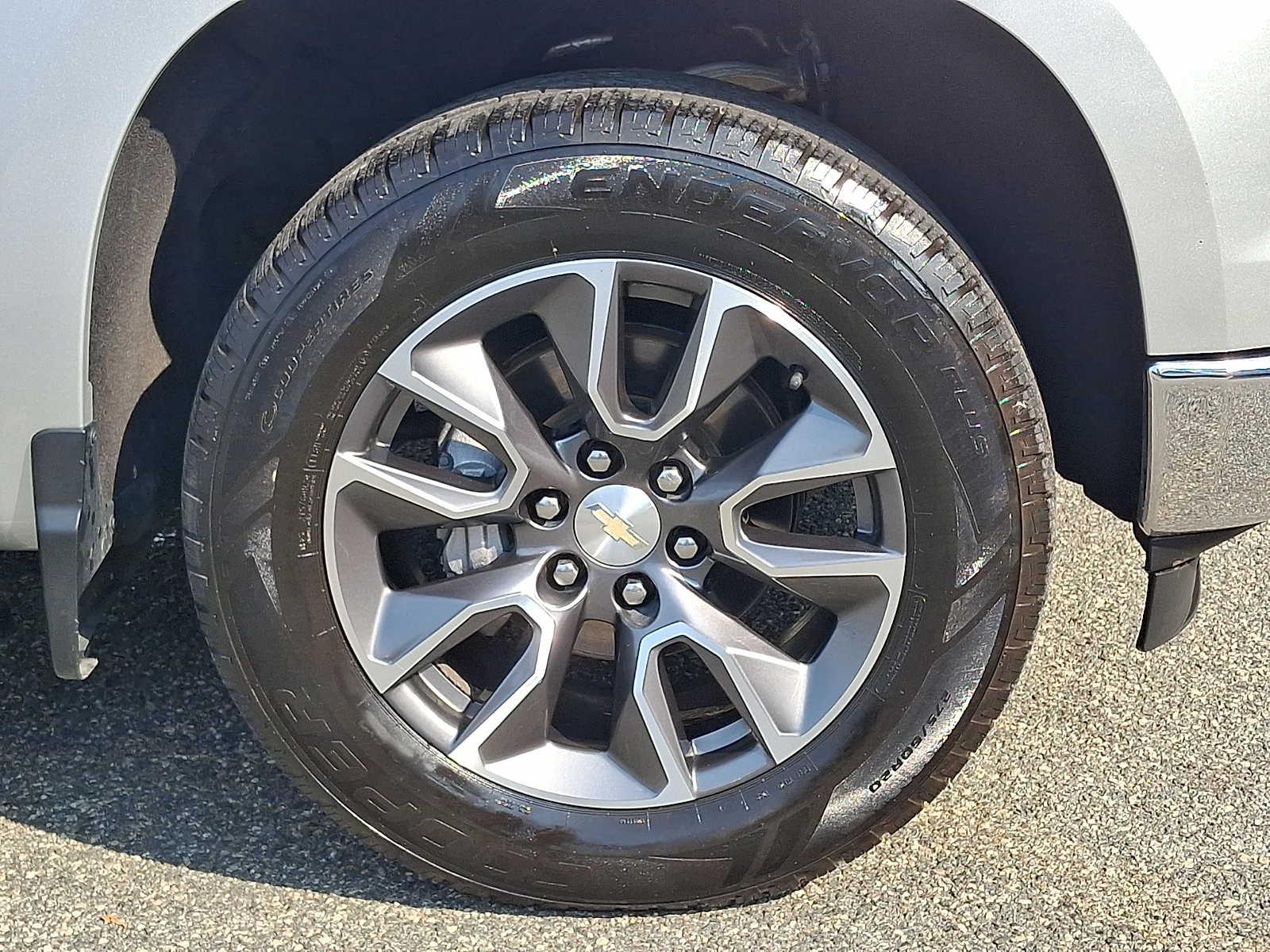 2022 Chevrolet Silverado 1500 LT - Photo 7