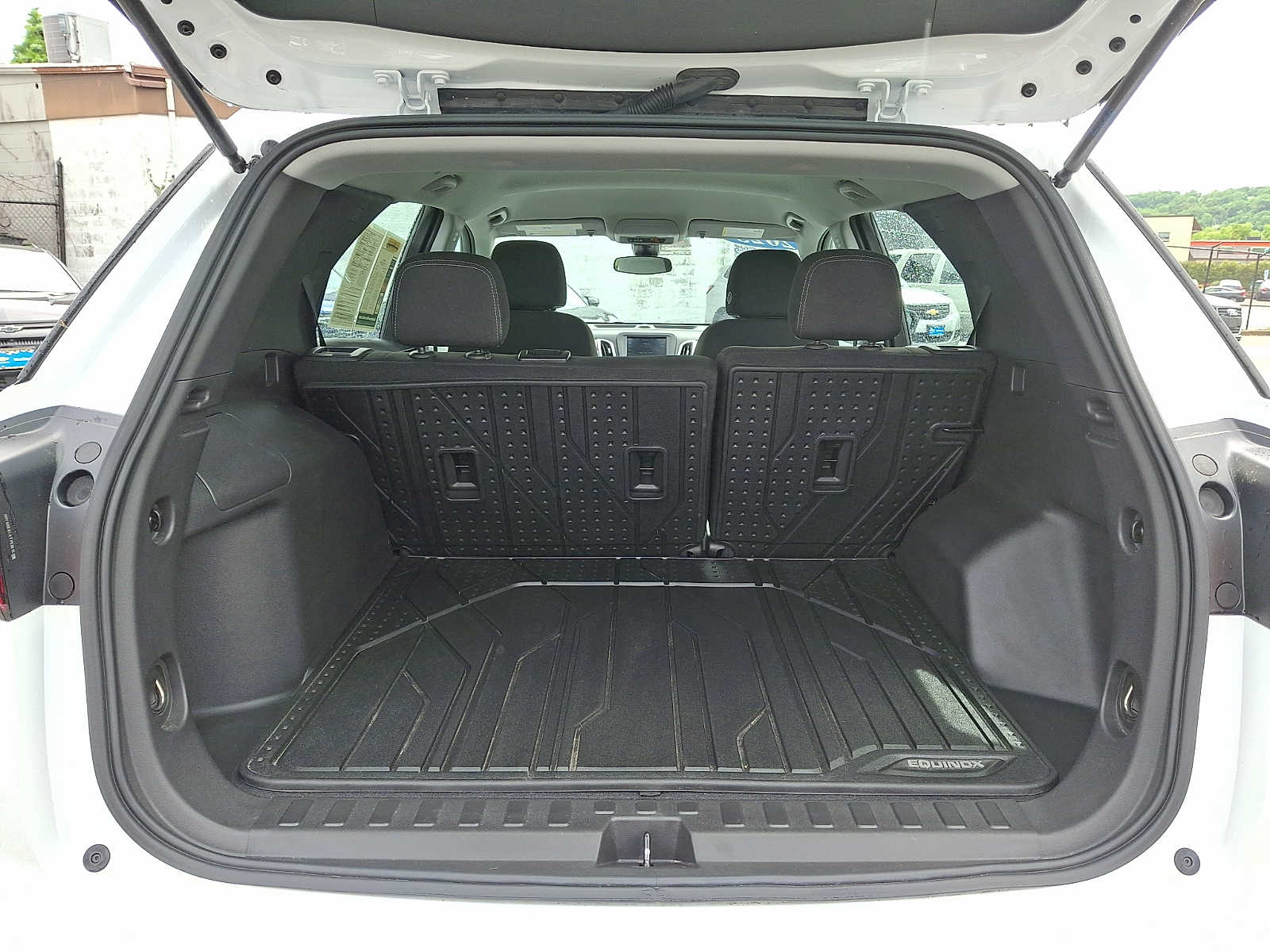 2023 Chevrolet Equinox LS - Photo 27