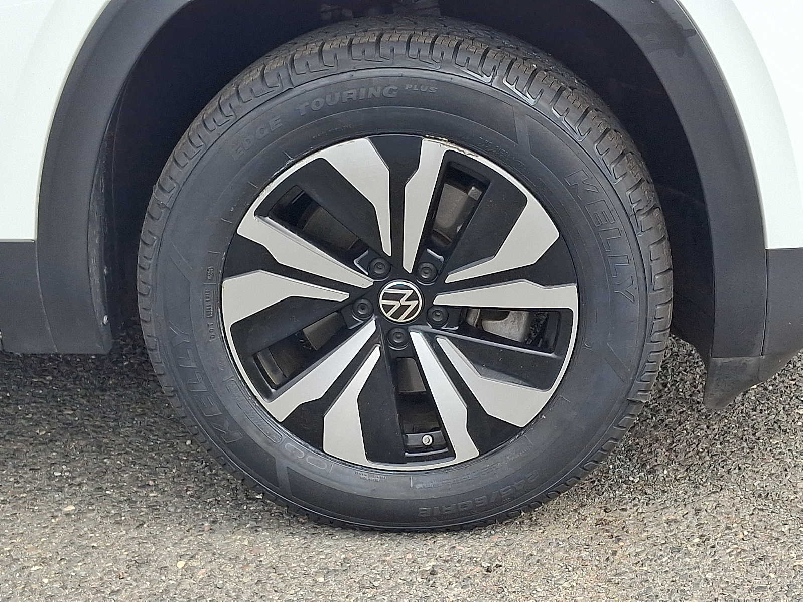 2024 Volkswagen Atlas Cross Sport SE - Photo 8