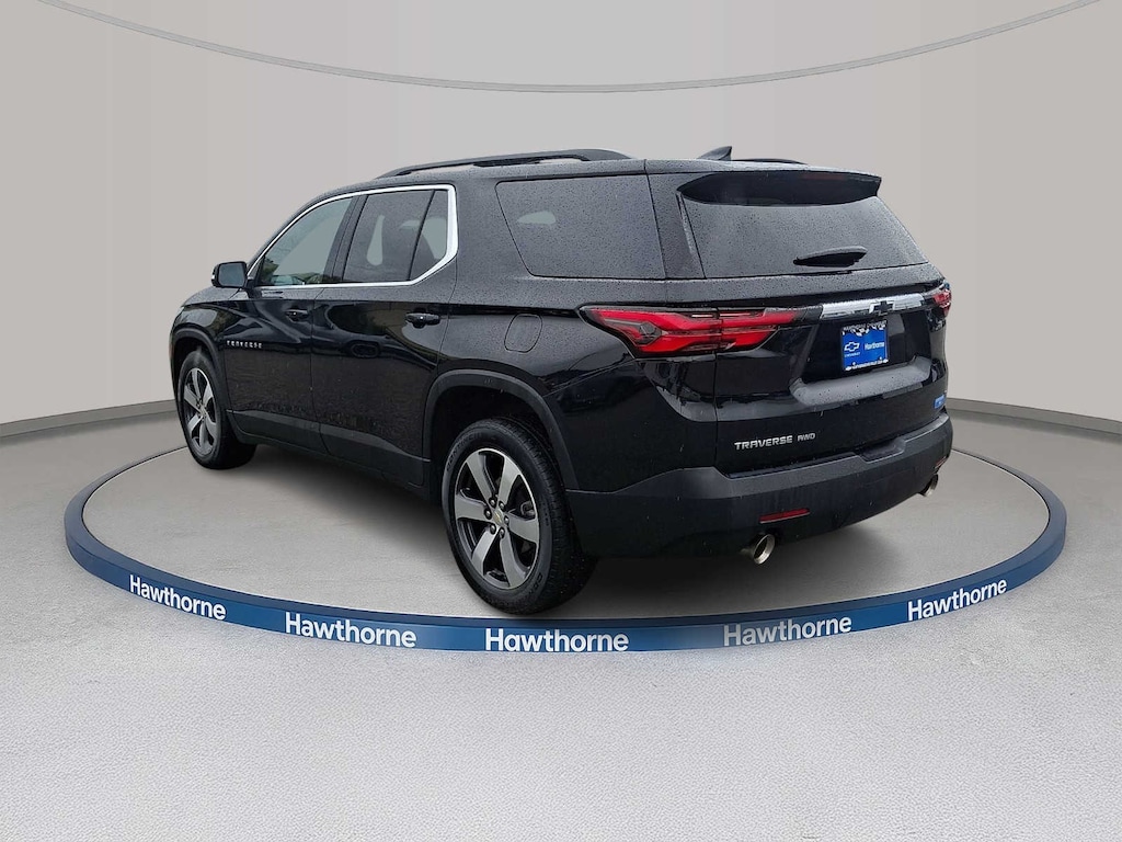 Used 2023 Chevrolet Traverse LT Leather SUV