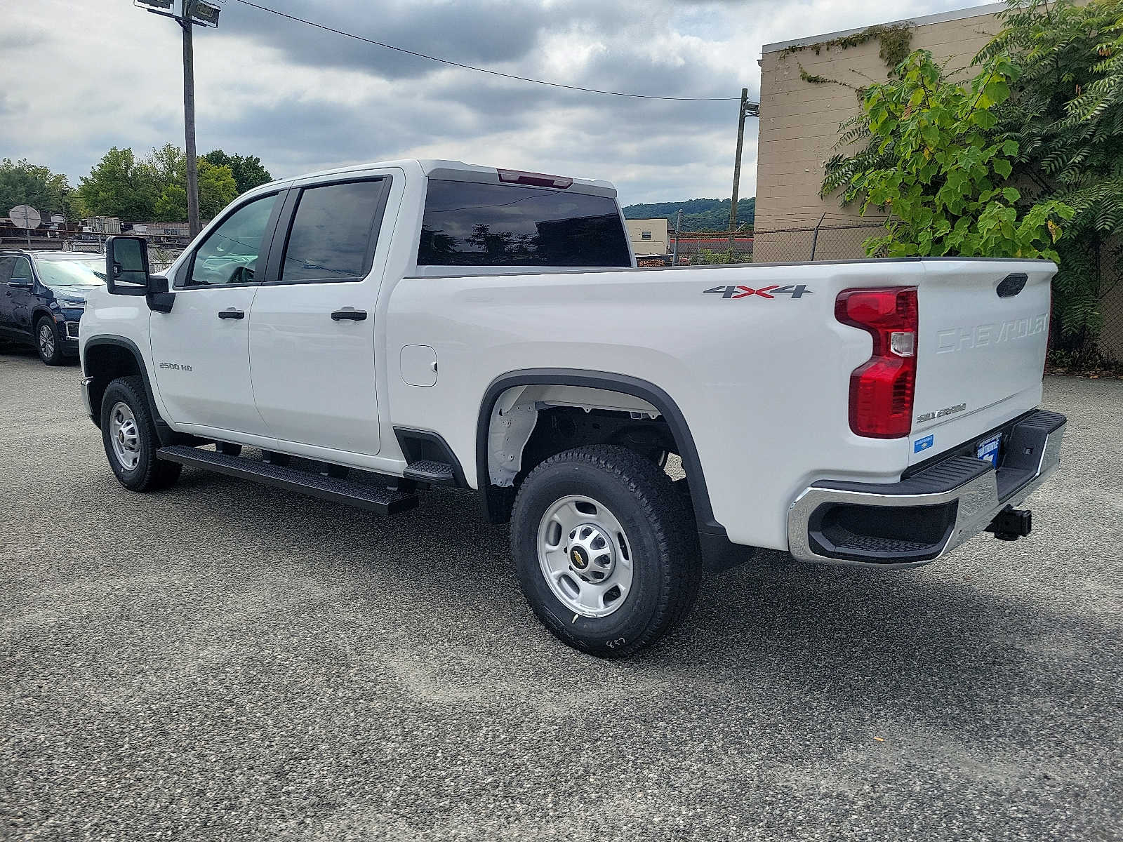 2024 Chevrolet Silverado 2500HD photo 3