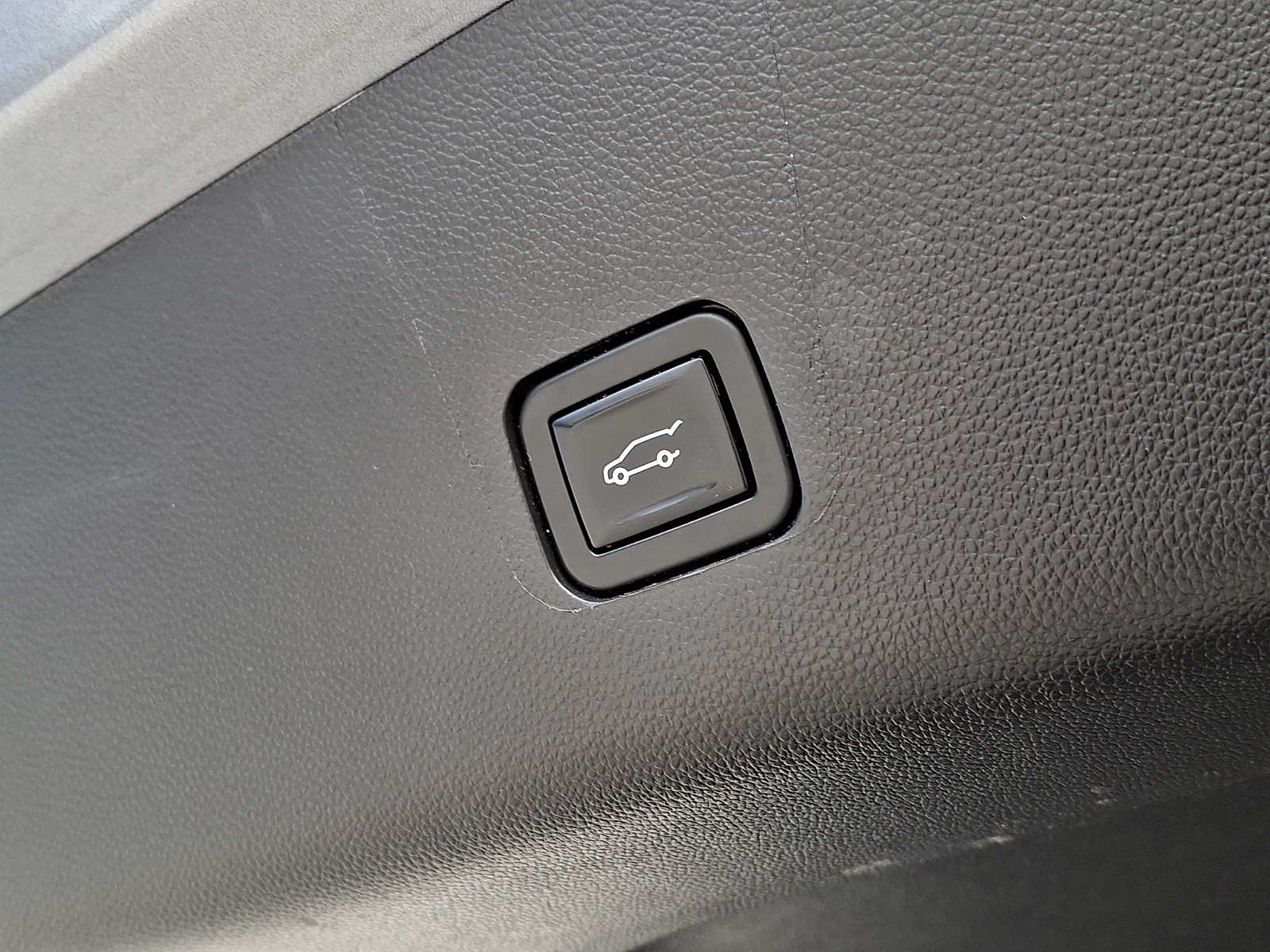 2021 Chevrolet Traverse 1LT - Photo 27