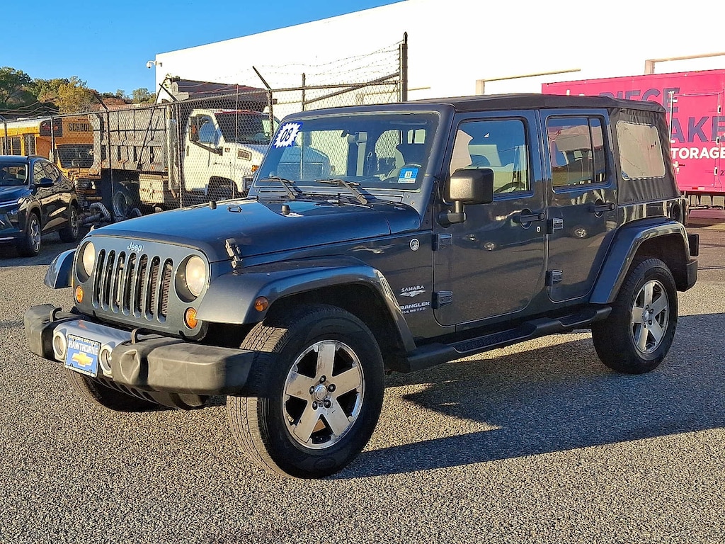 Used 2008 Jeep Wrangler Unlimited Sahara SUV