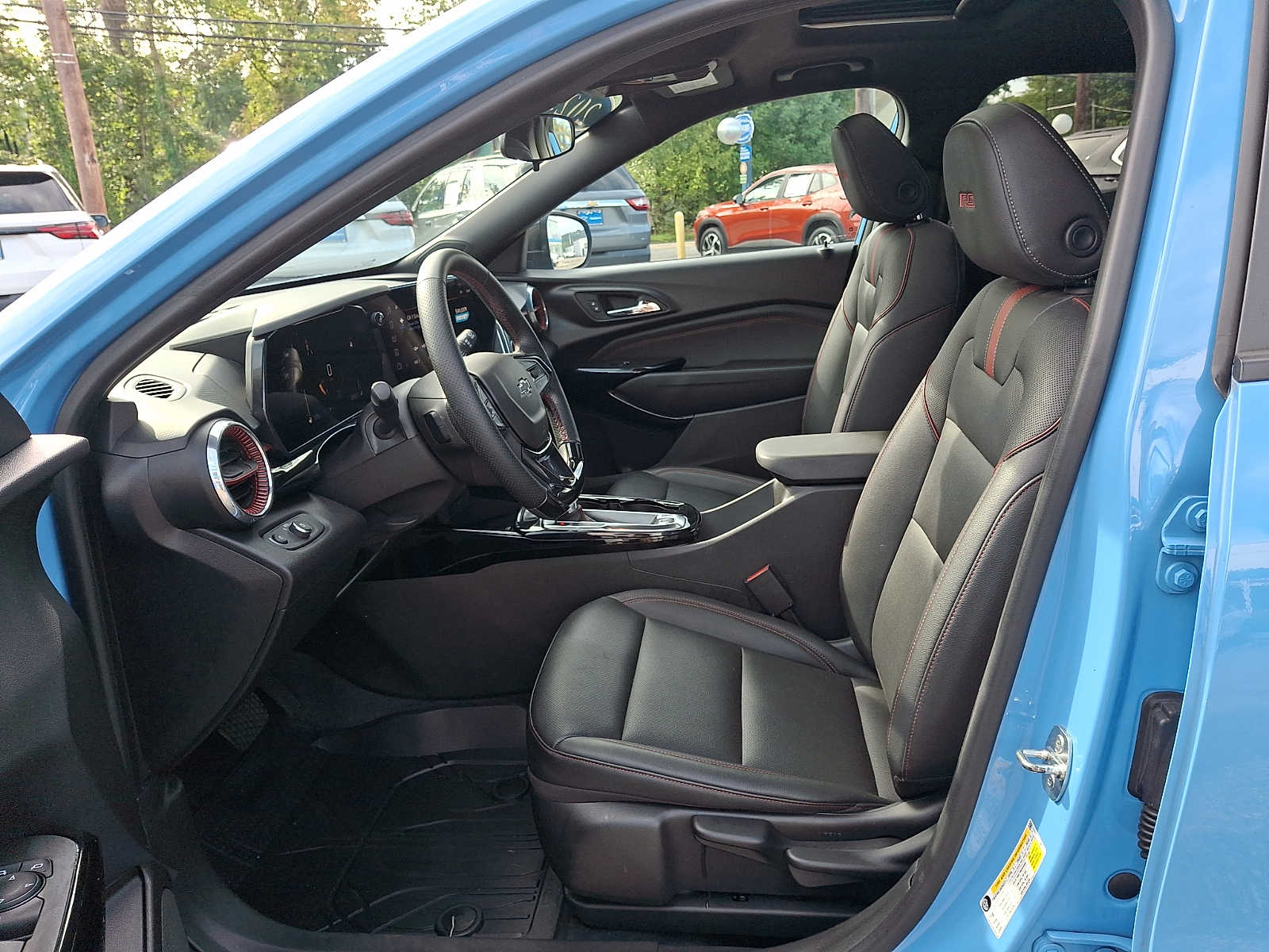 2024 Chevrolet Trax RS - Photo 13