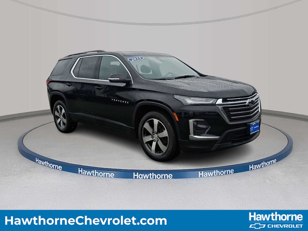 Used 2023 Chevrolet Traverse LT Leather SUV