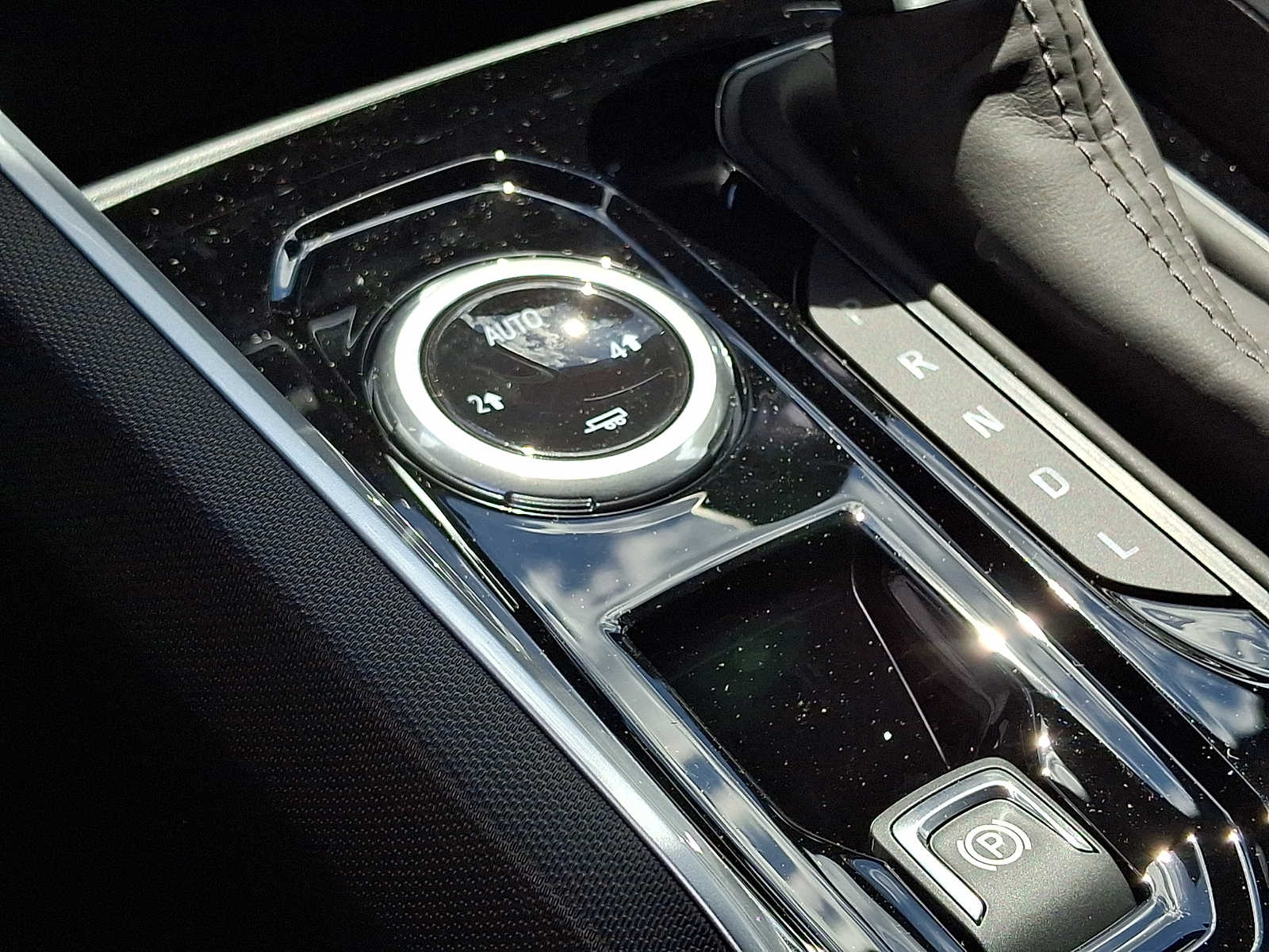 2026 Chevrolet Colorado LT - Photo 19