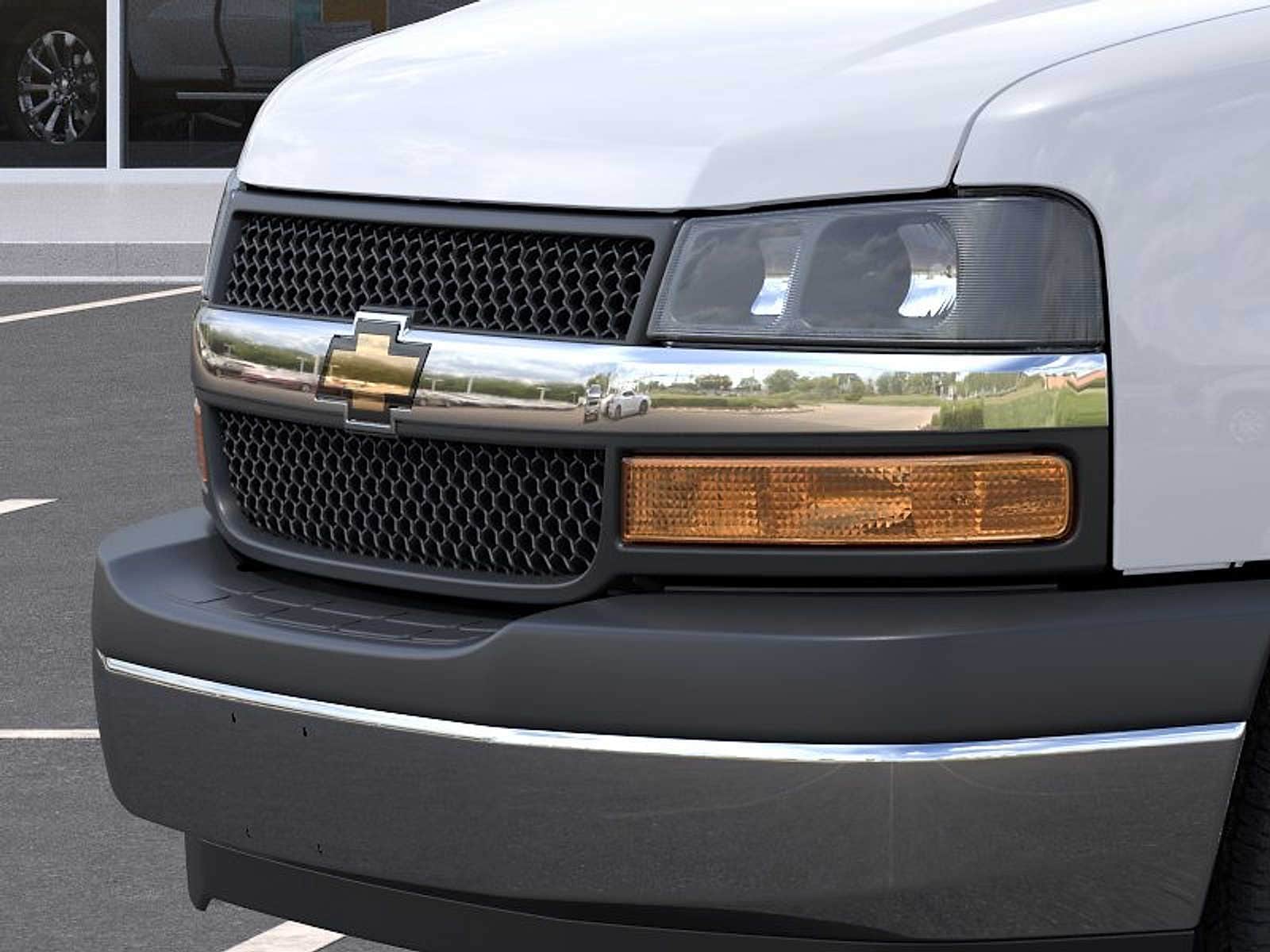 2025 Chevrolet Express Cargo Work Van - Photo 13