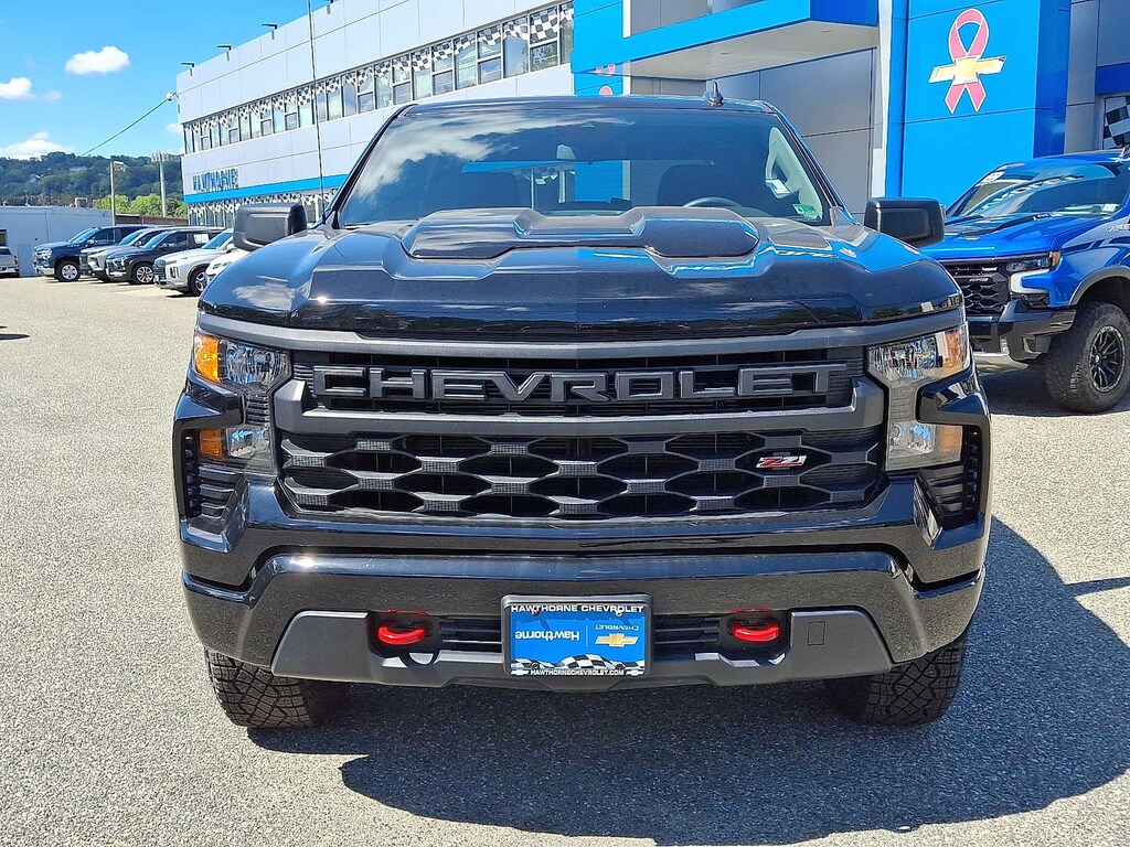 Used 2024 Chevrolet Silverado 1500 Custom Trail Boss 4WD Crew Cab 147 4WD Crew Cab 147