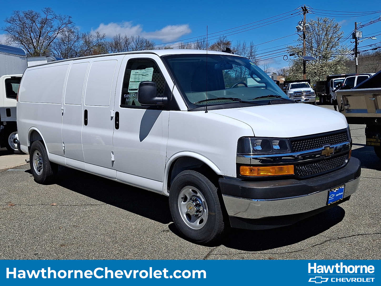 2026 Chevrolet Express 2500 Extended Work Van HD's photo