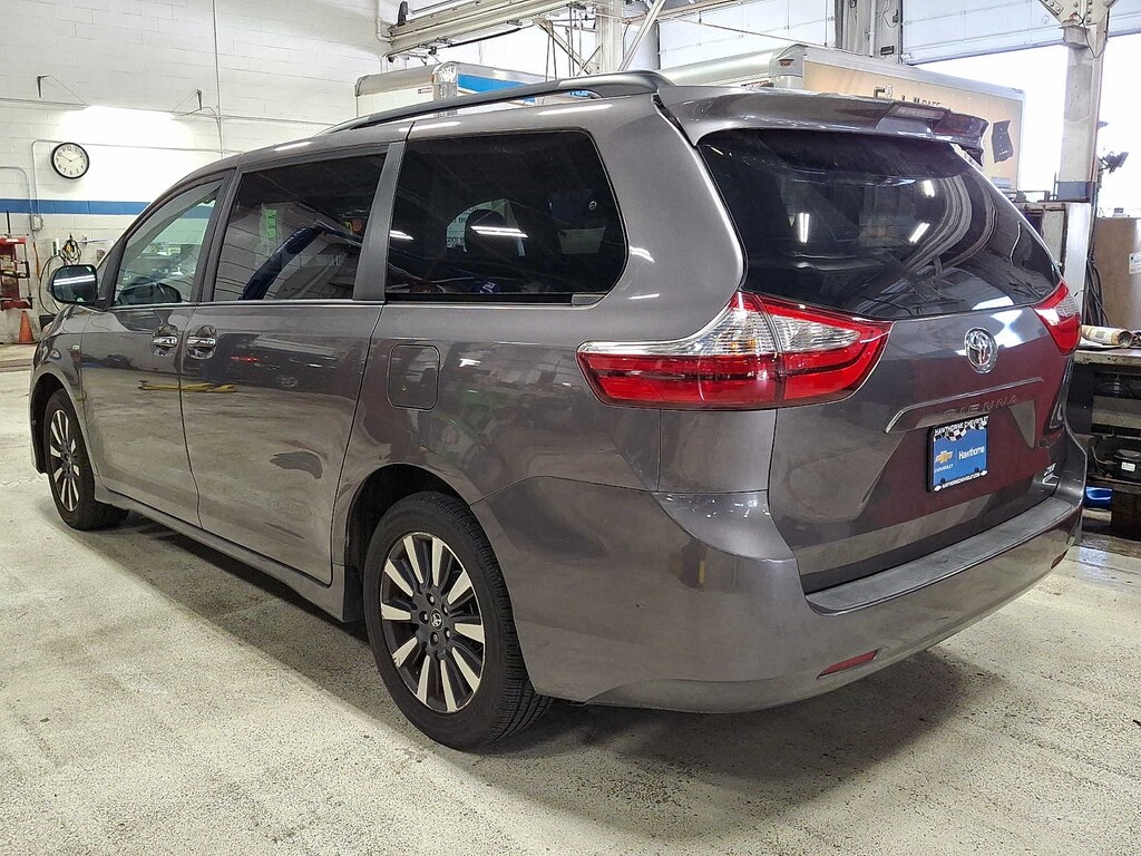 Used 2018 Toyota Sienna XLE AWD 7-Passenger (GS)