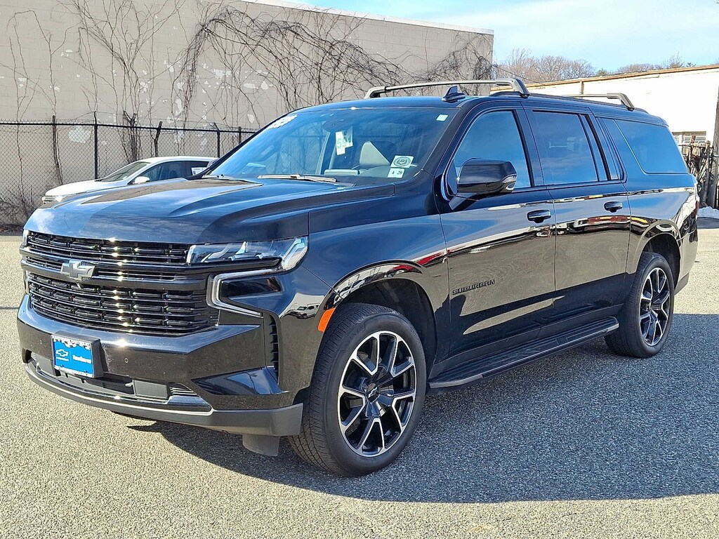 Used 2024 Chevrolet Suburban RST 4WD