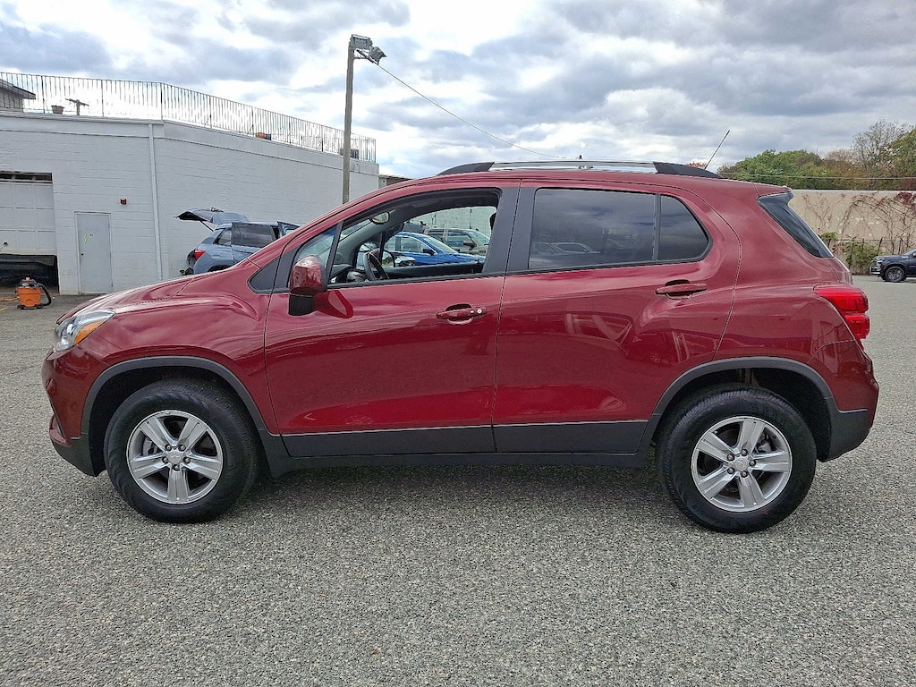 Used 2022 Chevrolet Trax LT AWD