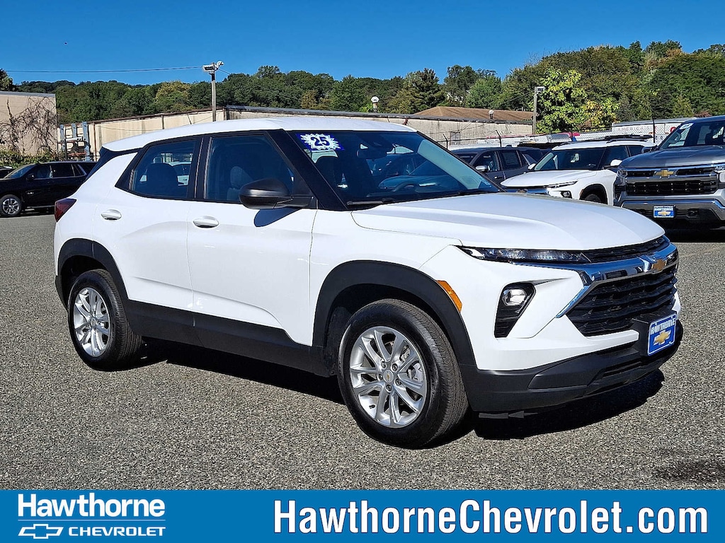 Used 2025 Chevrolet Trailblazer LS AWD