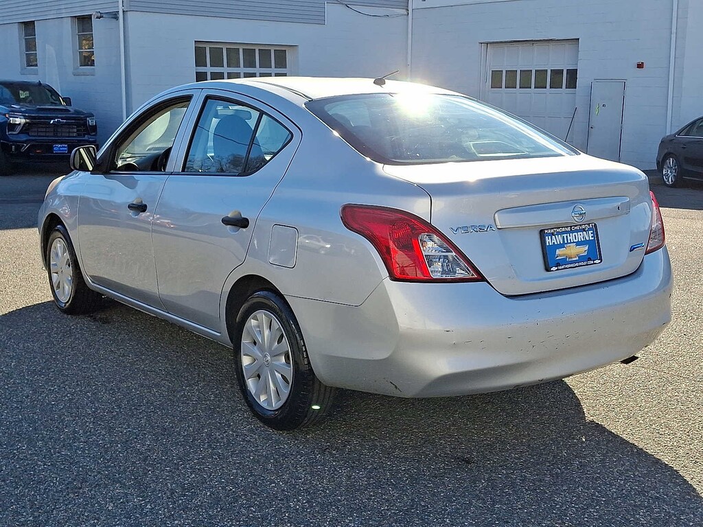Used 2012 Nissan Versa S Sdn Manual 1.6