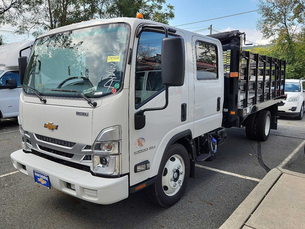 New 2024 Chevrolet 5500 XD LCF Diesel 2WD Crew Cab 176 2WD Crew Cab 176