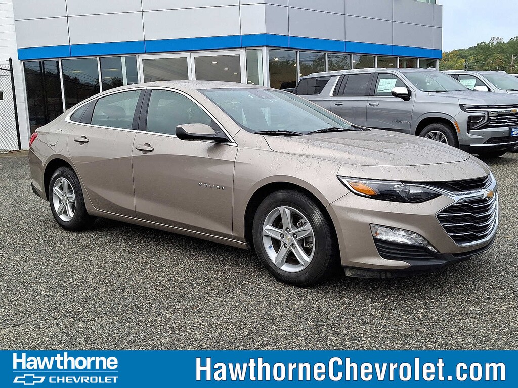 Used 2024 Chevrolet Malibu LT Sdn