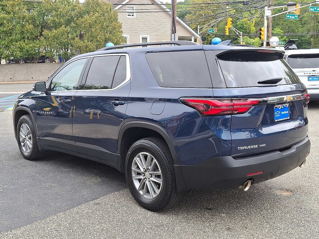 Used 2023 Chevrolet Traverse LT Cloth AWD