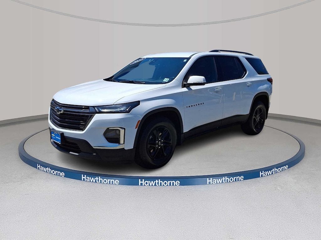 Used 2023 Chevrolet Traverse LT Cloth AWD