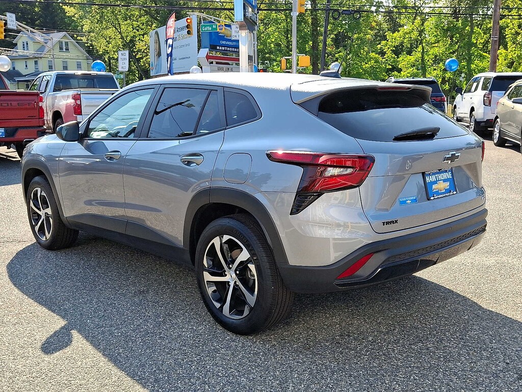 Used 2025 Chevrolet Trax 1RS FWD