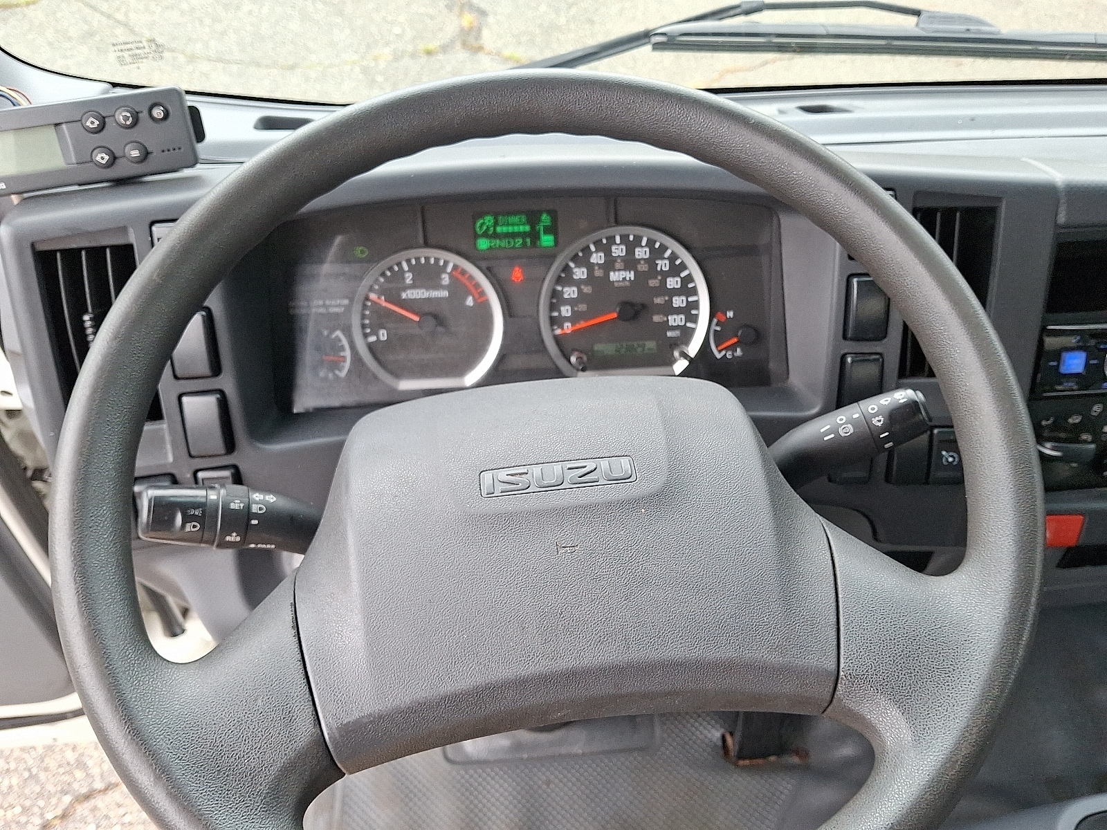 2018 Isuzu NPR HD - Photo 17