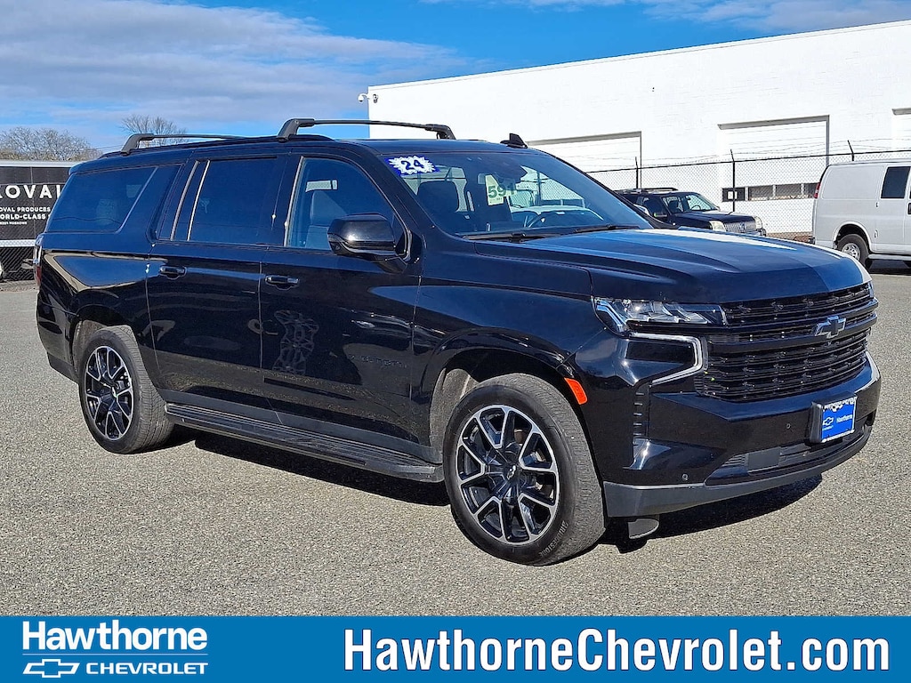 Used 2024 Chevrolet Suburban RST 4WD