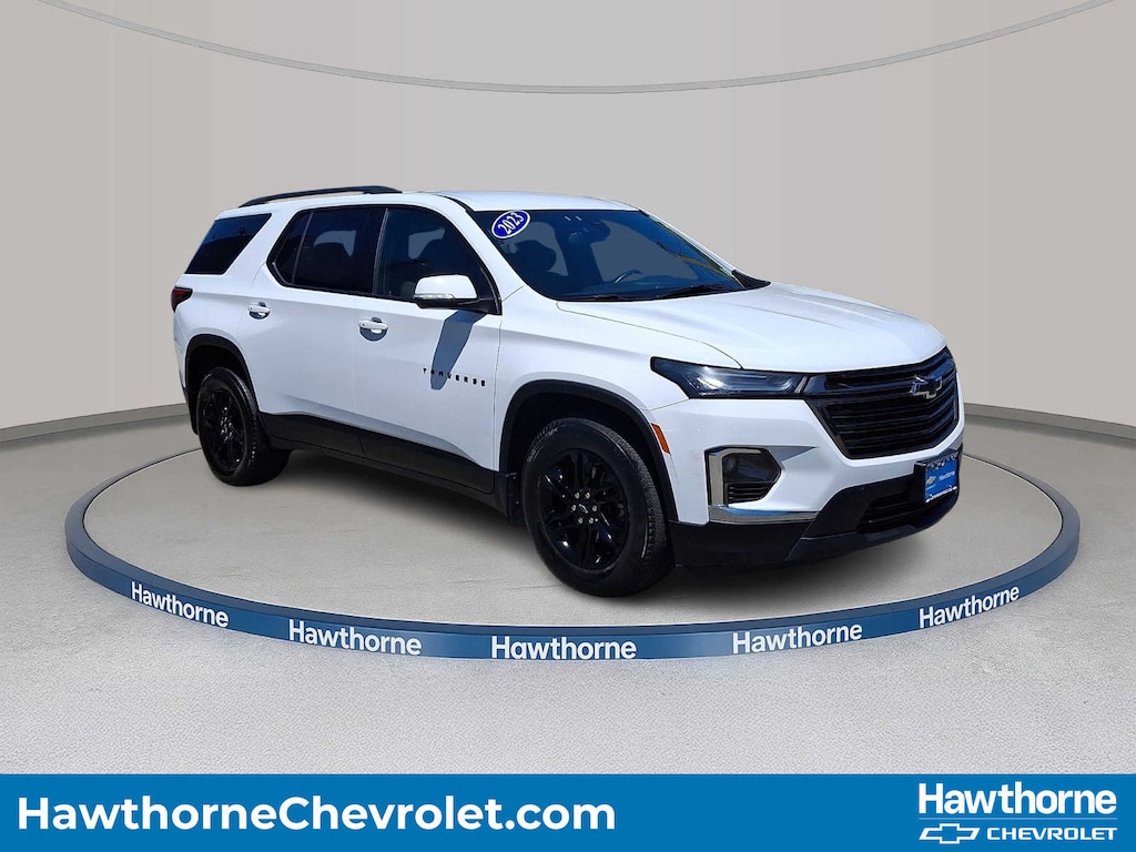 Used 2023 Chevrolet Traverse LT Cloth AWD