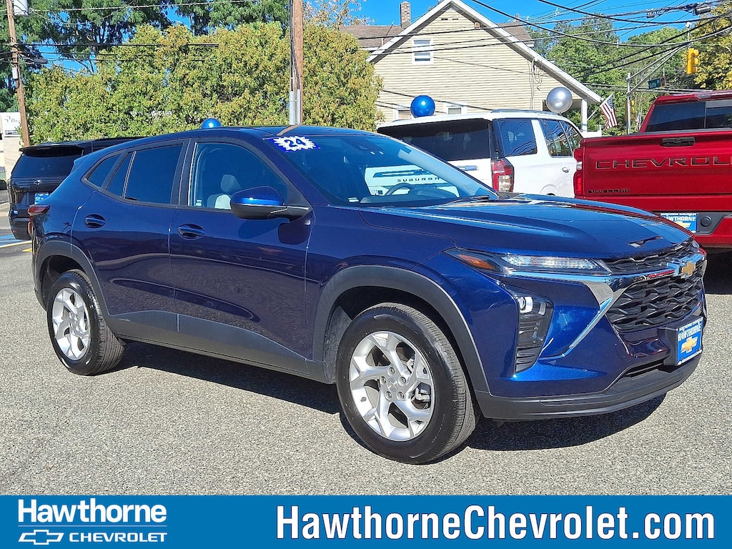 Used 2024 Chevrolet Trax LS FWD