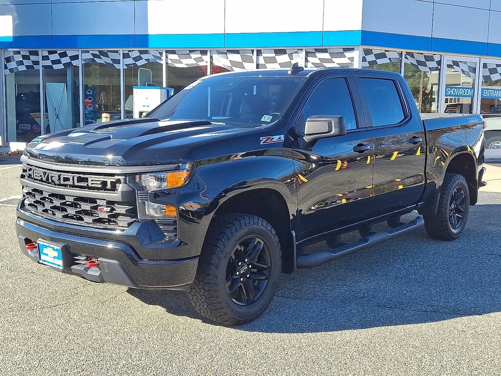 Used 2022 Chevrolet Silverado 1500 Custom Trail Boss 4WD Crew Cab 147 4WD Crew Cab 147