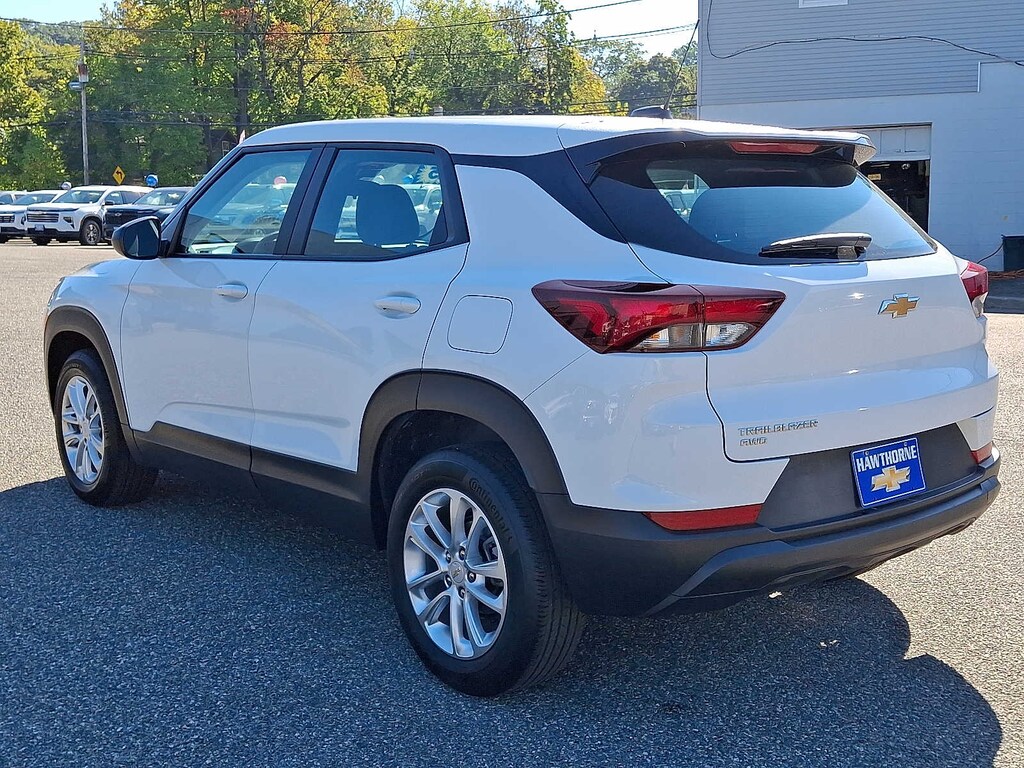Used 2025 Chevrolet Trailblazer LS AWD