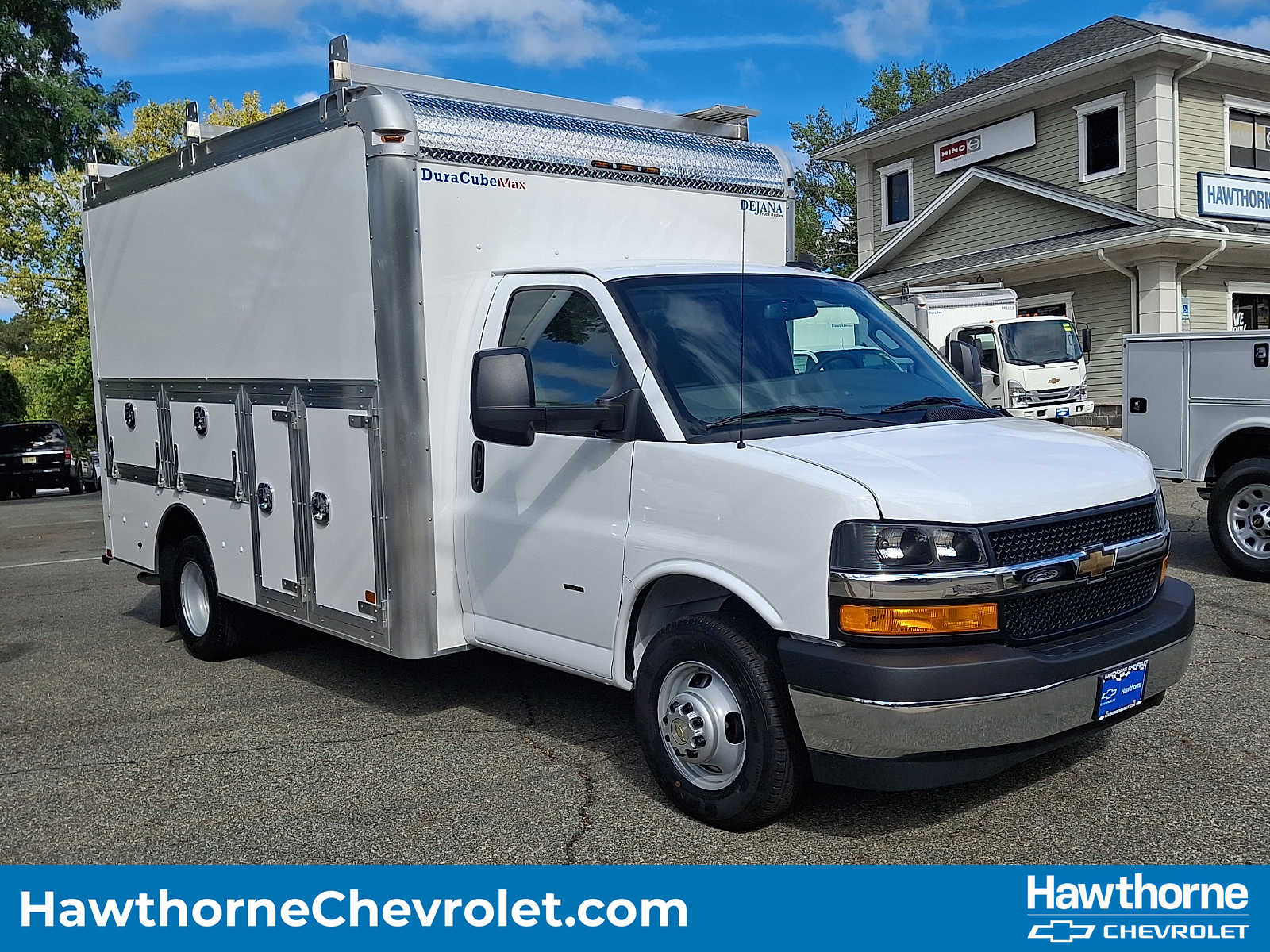 2026 Chevrolet Express Cutaway Base