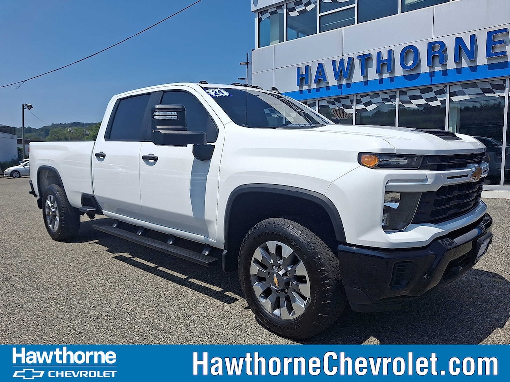 Used 2024 Chevrolet Silverado 2500HD Custom 4WD Crew Cab 172 4WD Crew Cab 172