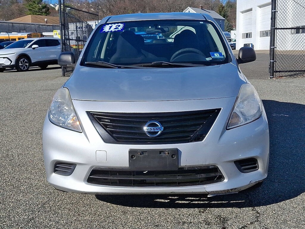 Used 2012 Nissan Versa S Sdn Manual 1.6
