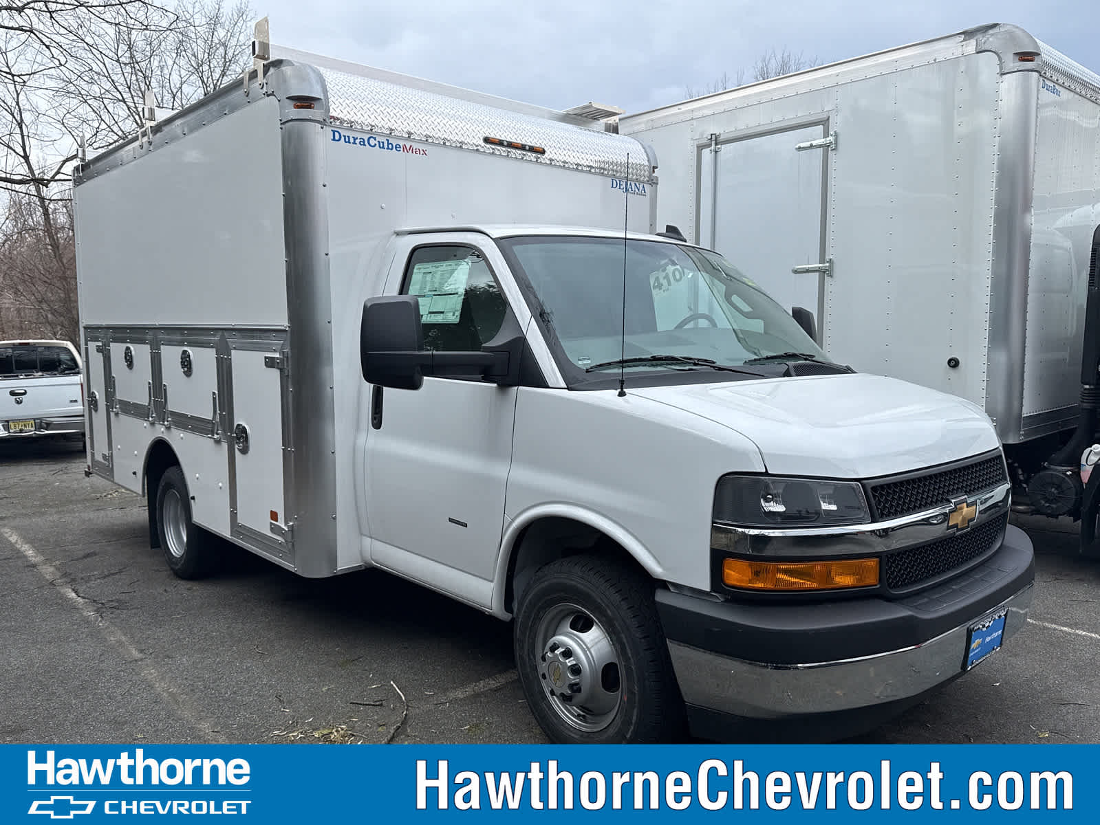 2025 Chevrolet Express Cutaway Base's photo