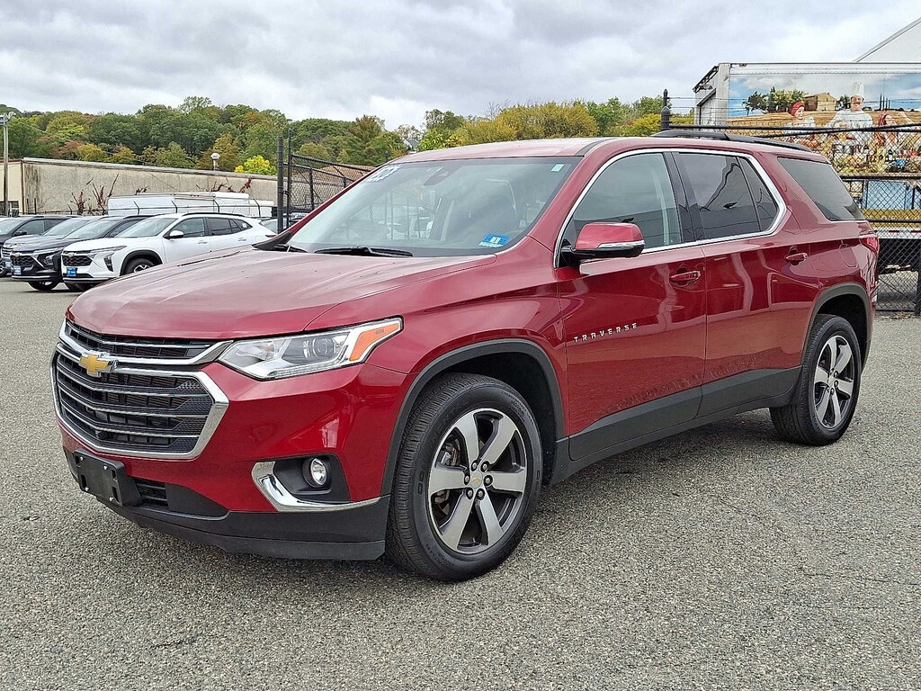 Used 2020 Chevrolet Traverse LT Leather AWD