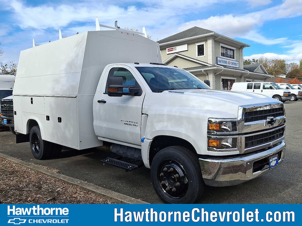 New 2023 Chevrolet Silverado MD LT Truck