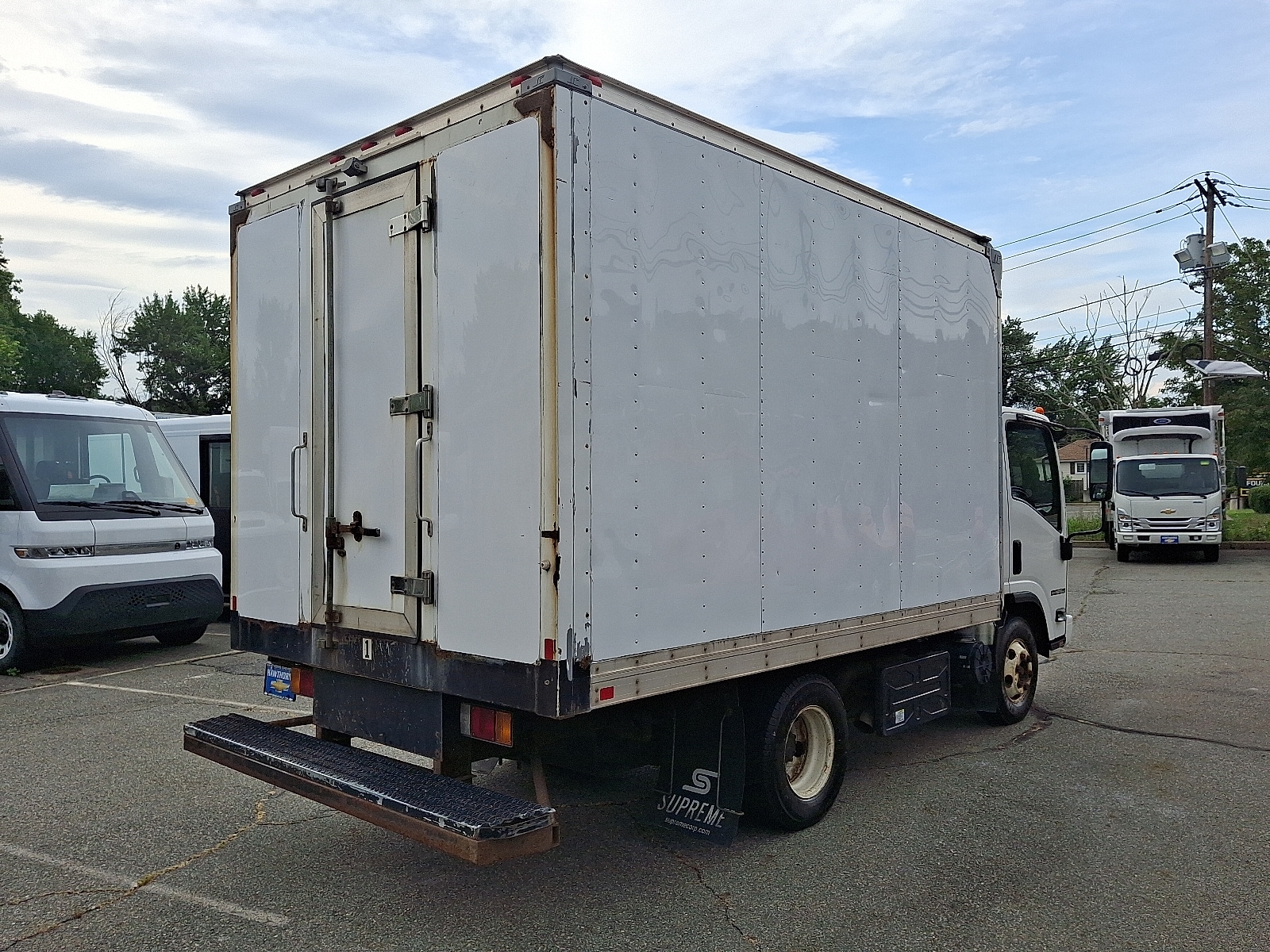 2018 Isuzu NPR HD - Photo 8
