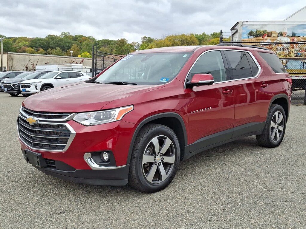 Used 2020 Chevrolet Traverse LT Leather AWD