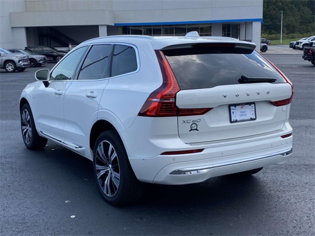 Used 2022 Volvo XC60 Recharge Plug-In Hybrid T8 Inscription SUV