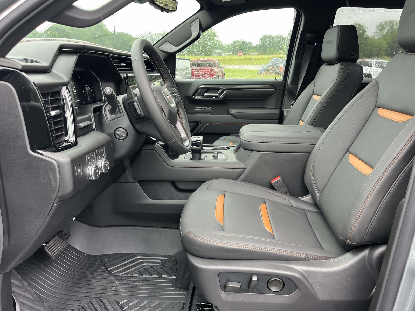 2026 GMC Sierra 1500 AT4 - Photo 7