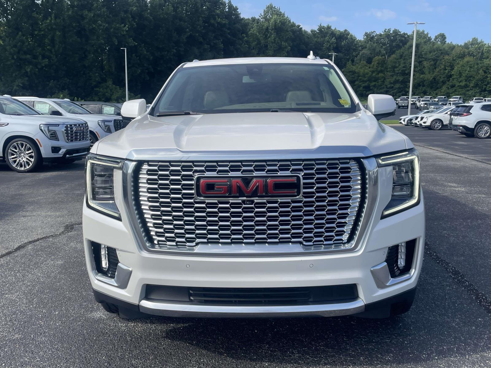 2021 GMC Yukon Denali - Photo 13