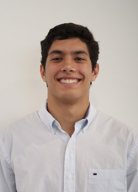 Staff member Eli Shoemake from ID_f49bf8