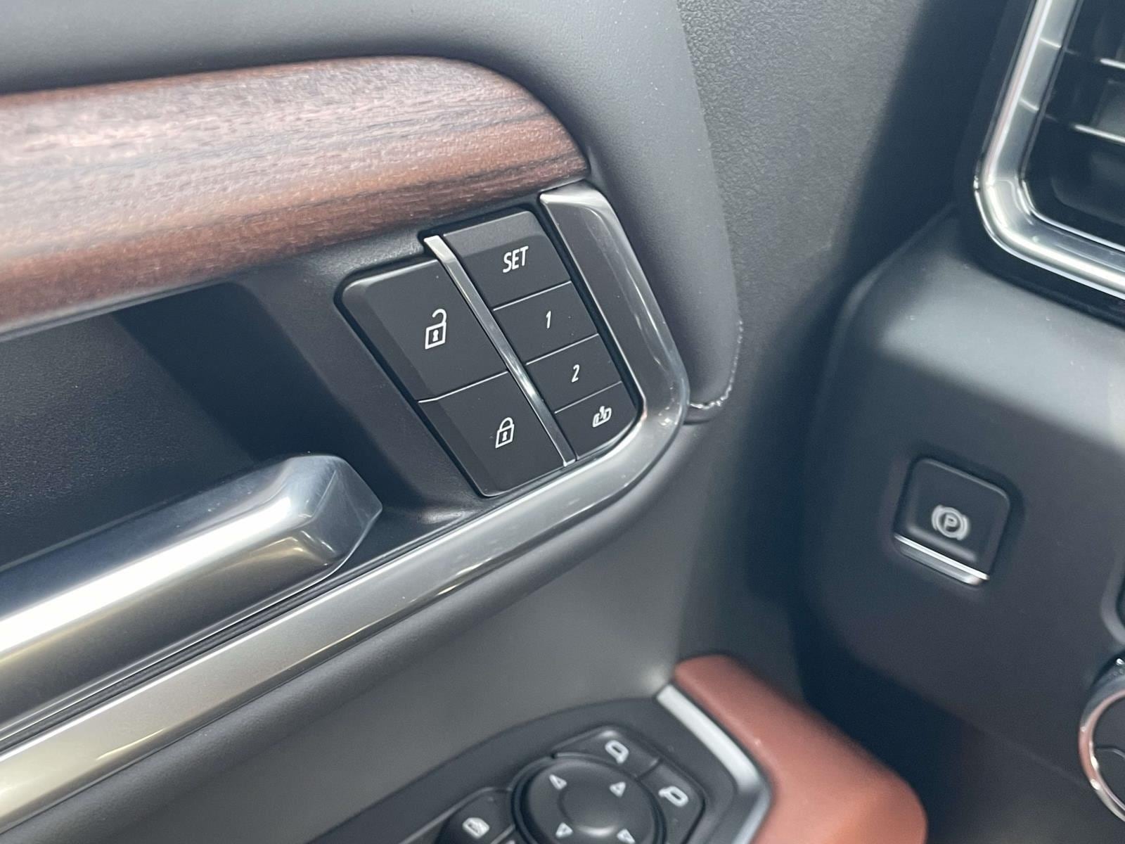 2026 GMC Sierra 3500HD Denali Ultimate - Photo 11