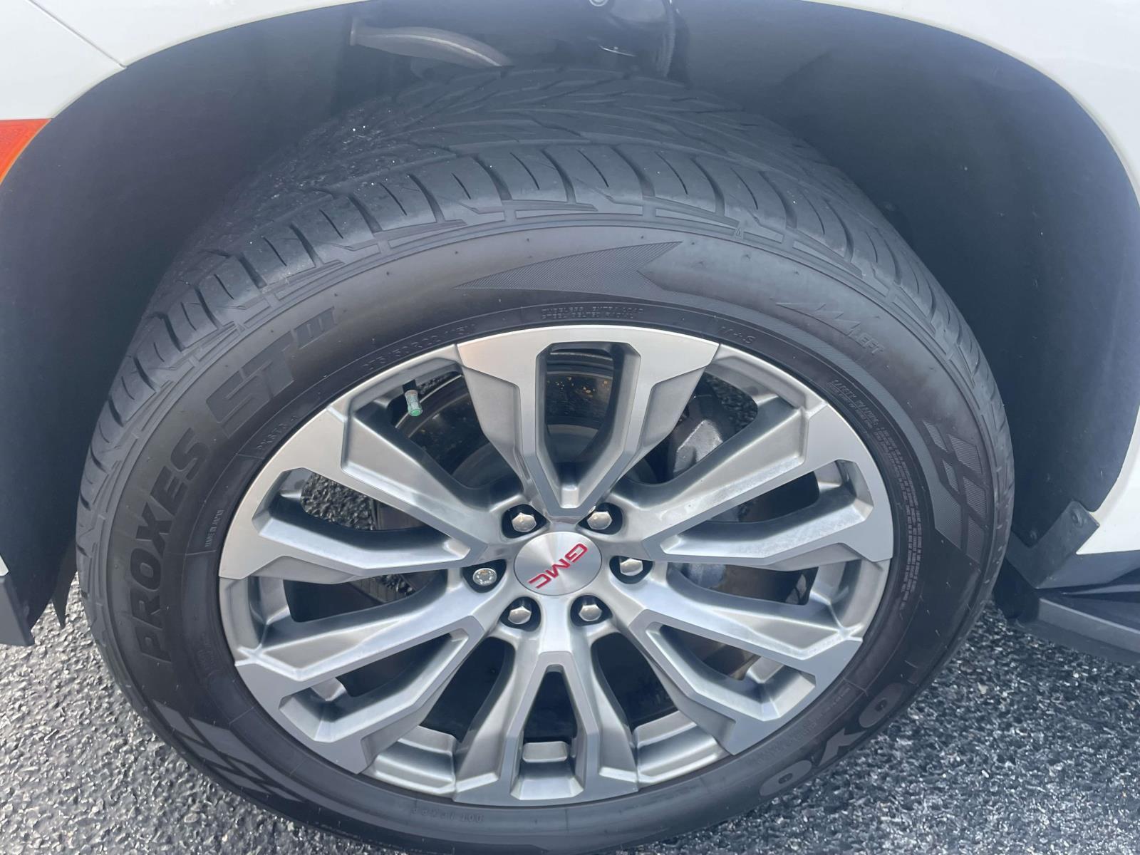 2021 GMC Yukon Denali - Photo 14