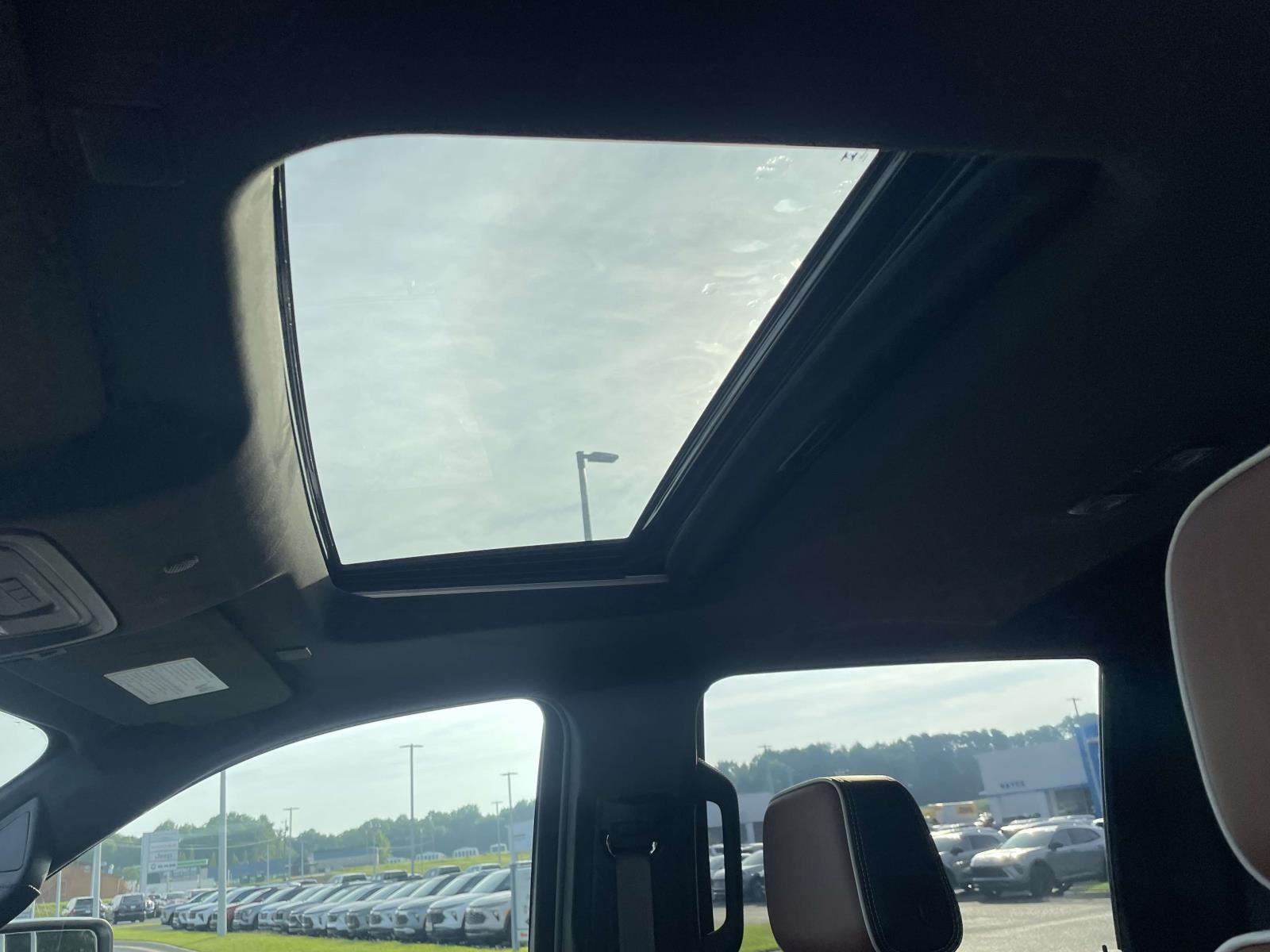 2026 GMC Sierra 3500HD Denali Ultimate - Photo 8