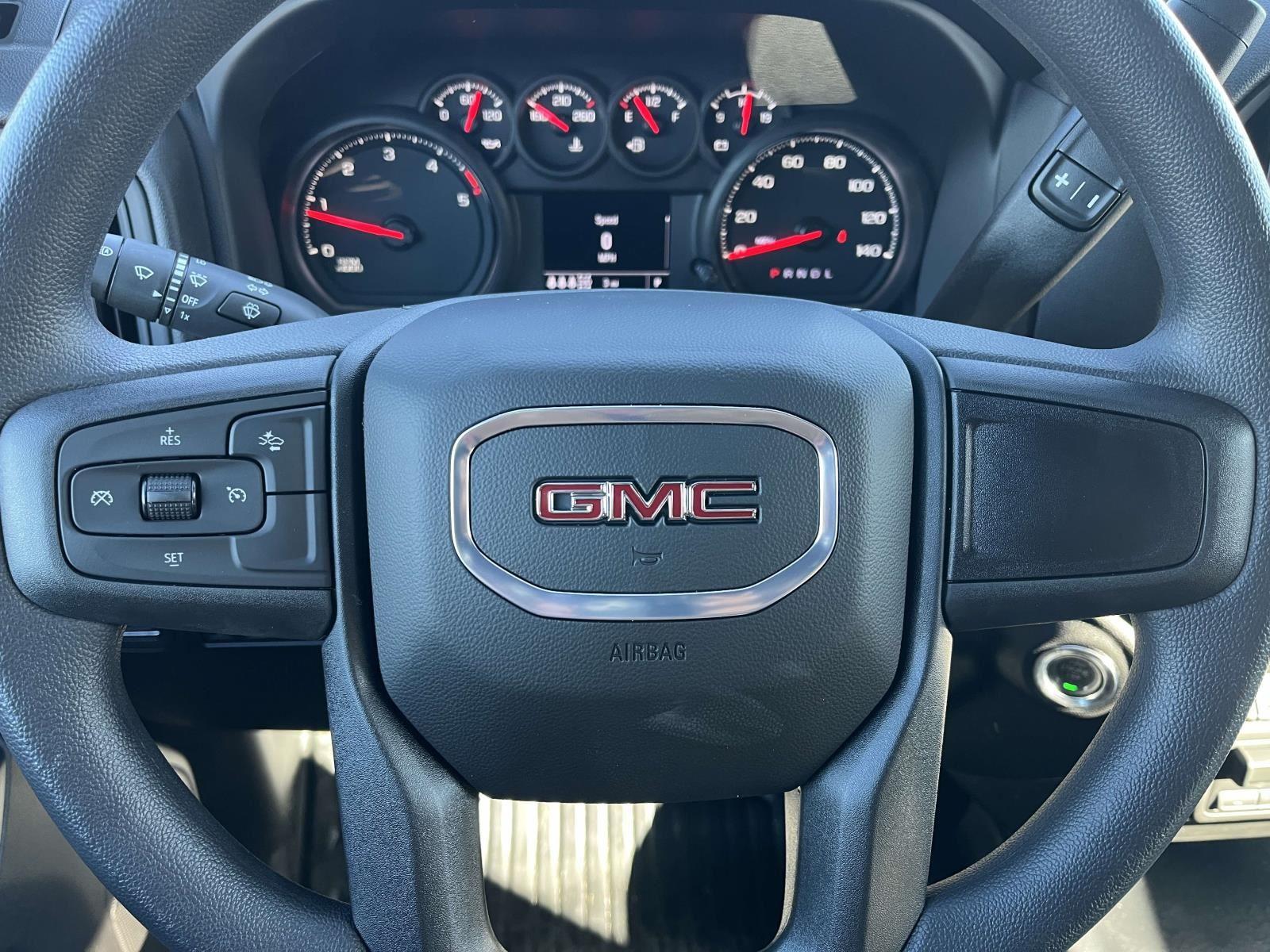 2026 GMC Sierra 3500 Chassis Cab Pro - Photo 7