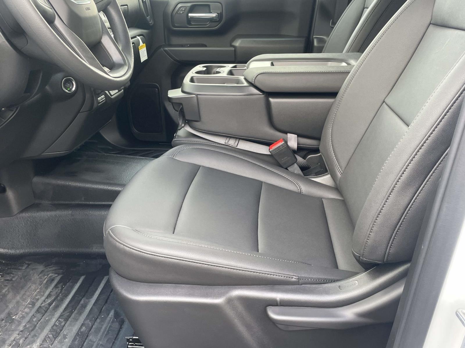 2026 GMC Sierra 3500HD Pro - Photo 8